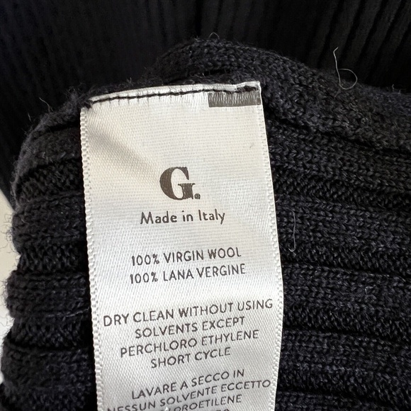 GWYN Rebecca Virgin Wool Rib Sweater Dress in Navy Blue - Picture 12 of 13